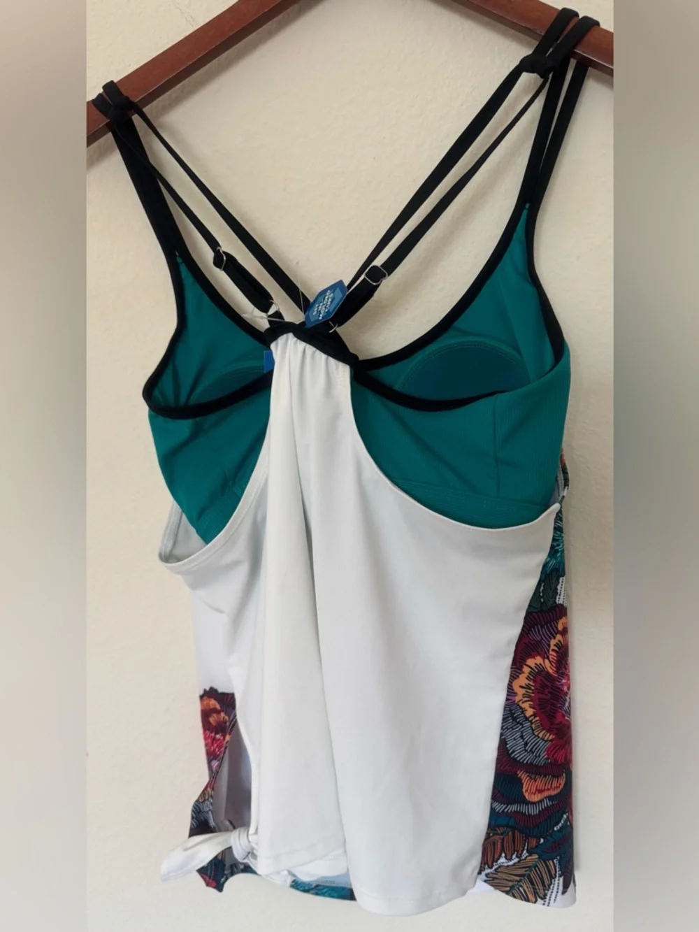 Free Country Women’s Side-Tie Tankini Swimsuit Top With Macrame Floral - Picture 10 of 10